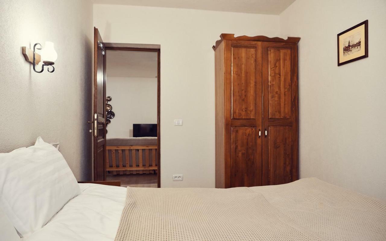 Cozy Apartment ブラショフ エクステリア 写真